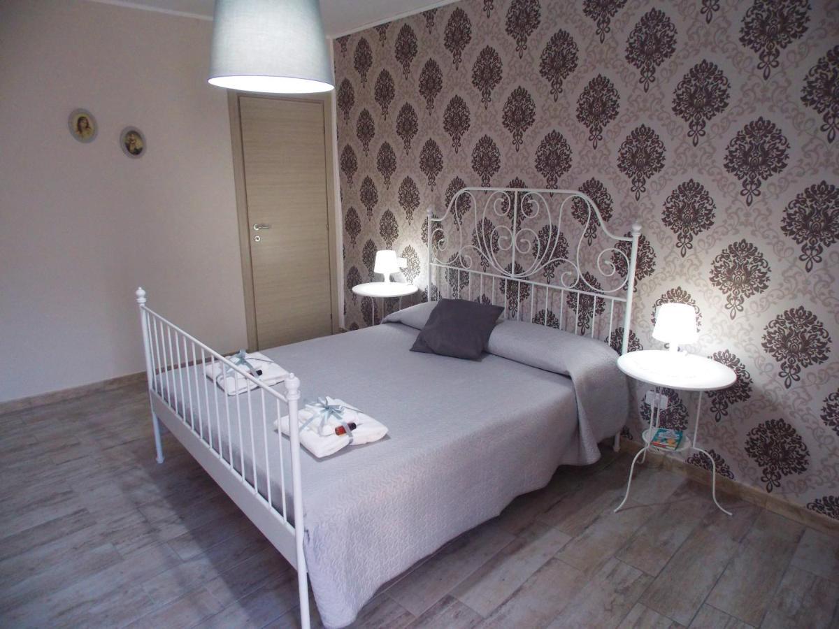 Il Vicoletto Bed & Breakfast Frascineto Eksteriør bilde