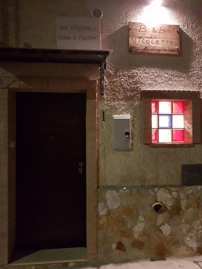 Il Vicoletto Bed & Breakfast Frascineto Eksteriør bilde