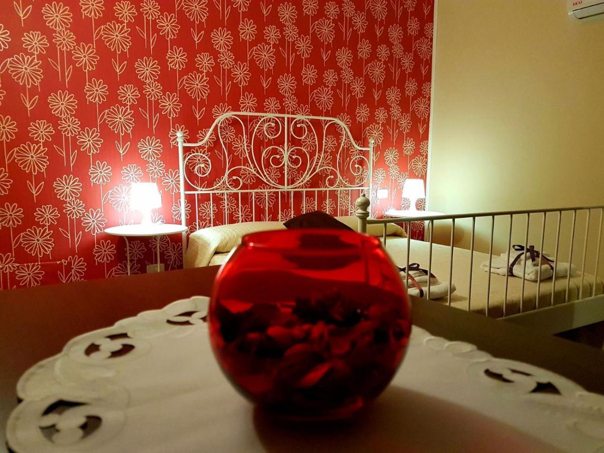 Il Vicoletto Bed & Breakfast Frascineto Eksteriør bilde